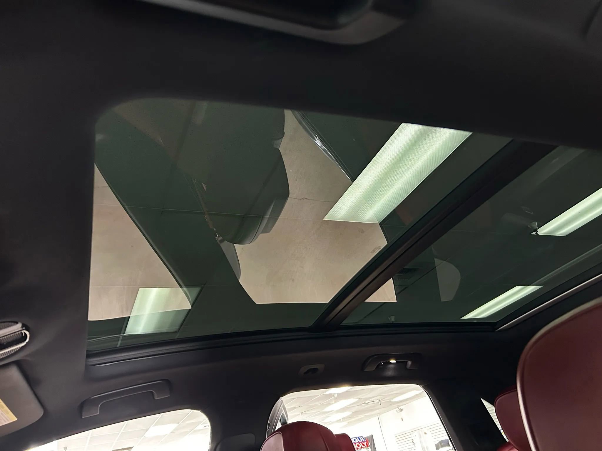 Used 2019 Porsche Cayenne S image 19