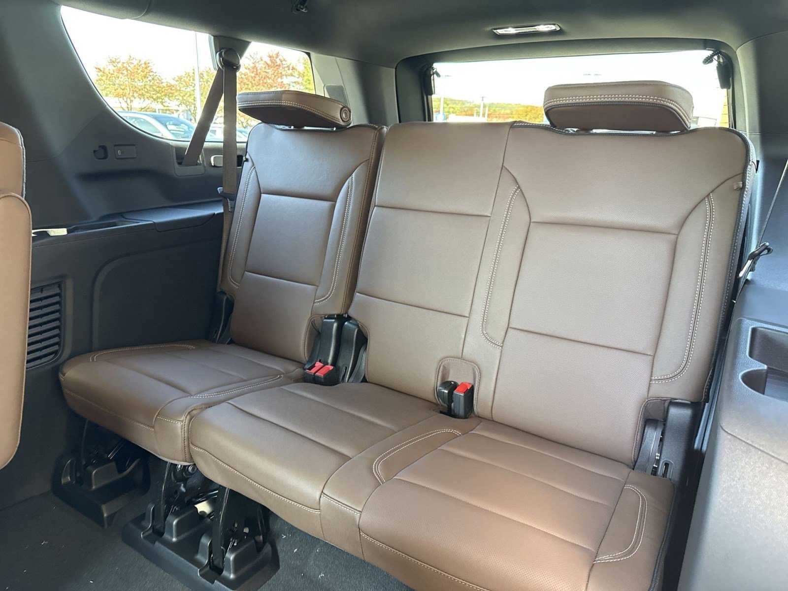 New 2026 Chevrolet Suburban High Country image 21