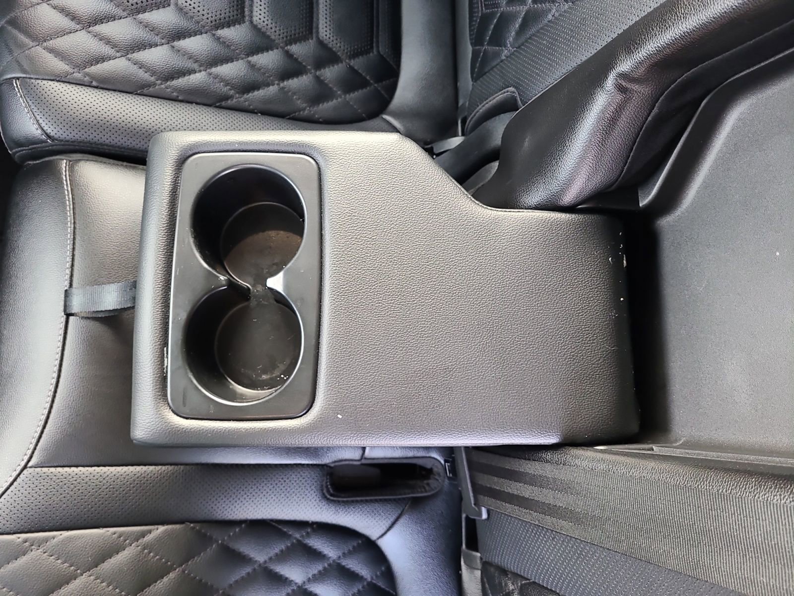 Used 2023 Ford Escape Platinum w/ Premium Technology Package image 34