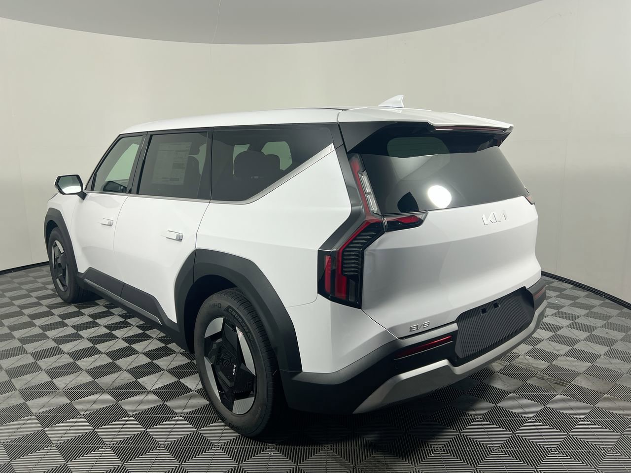 New 2026 Kia EV9 Light image 7