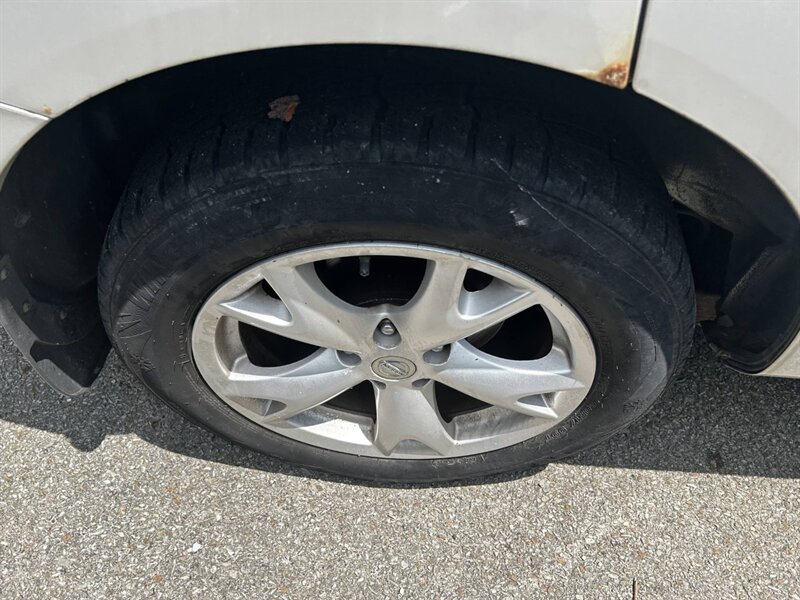 Used 2009 Nissan Rogue SL w/ Premium Pkg AWD/4WD image 23