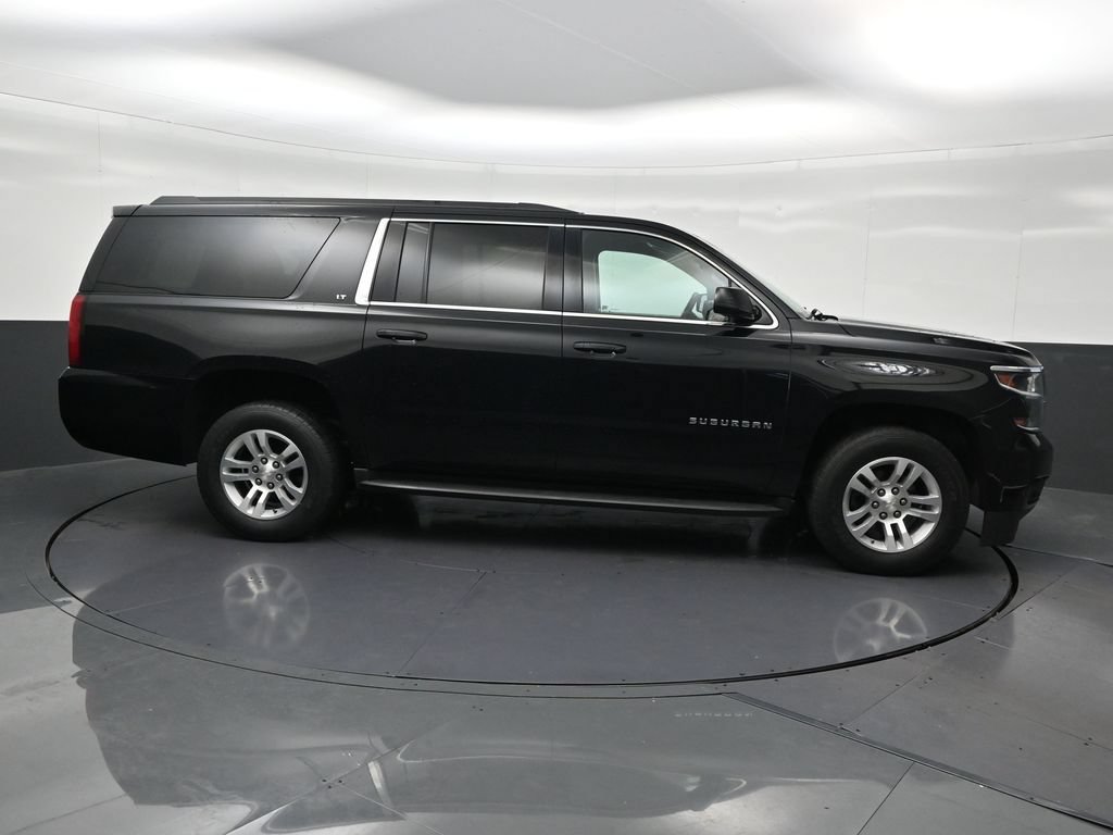 Used 2018 Chevrolet Suburban LT RWD image 7