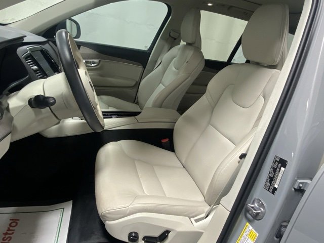 Used 2024 Volvo XC90 B6 Plus w/ Protection Package image 10
