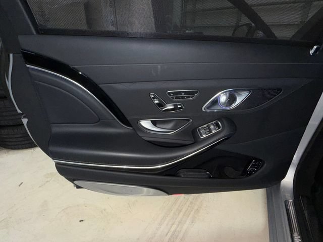 Used 2016 Mercedes-Benz Maybach S 600 image 12