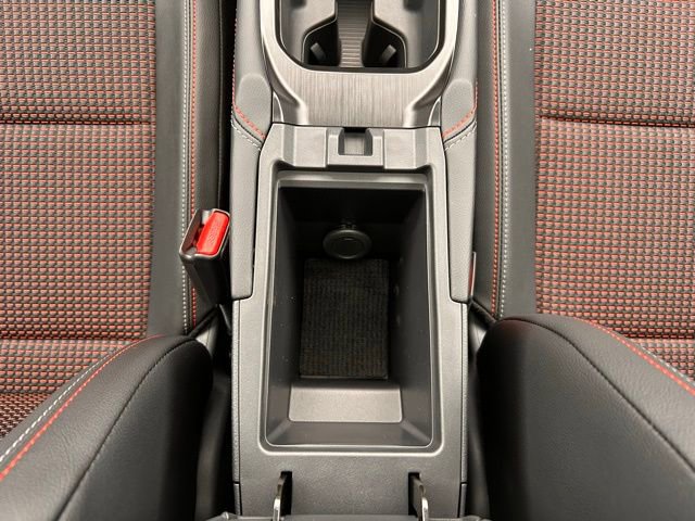 New 2025 Nissan Kicks SR w/ SR Premium Package AWD/4WD image 20