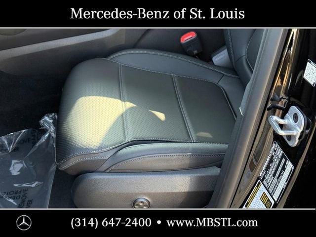 New 2026 Mercedes-Benz GLC 300 4MATIC image 14