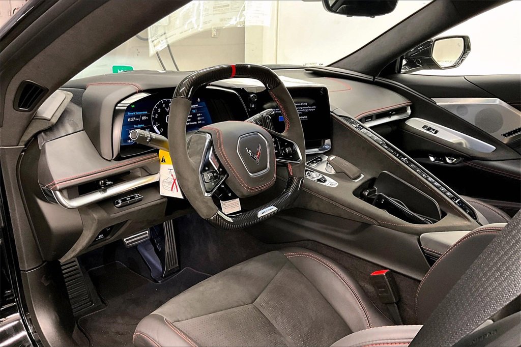 New 2025 Chevrolet Corvette Z06 w/ Z07 Performance Package image 6