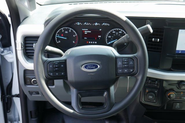 New 2025 Ford F450 XLT w/ XLT Value Package image 13