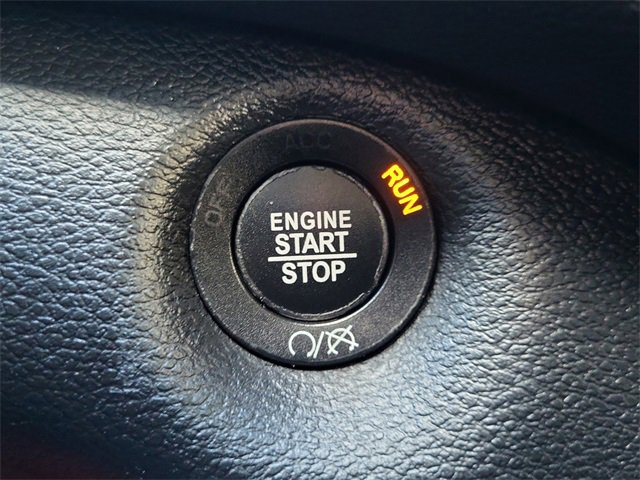 Used 2019 Jeep Cherokee Limited image 26