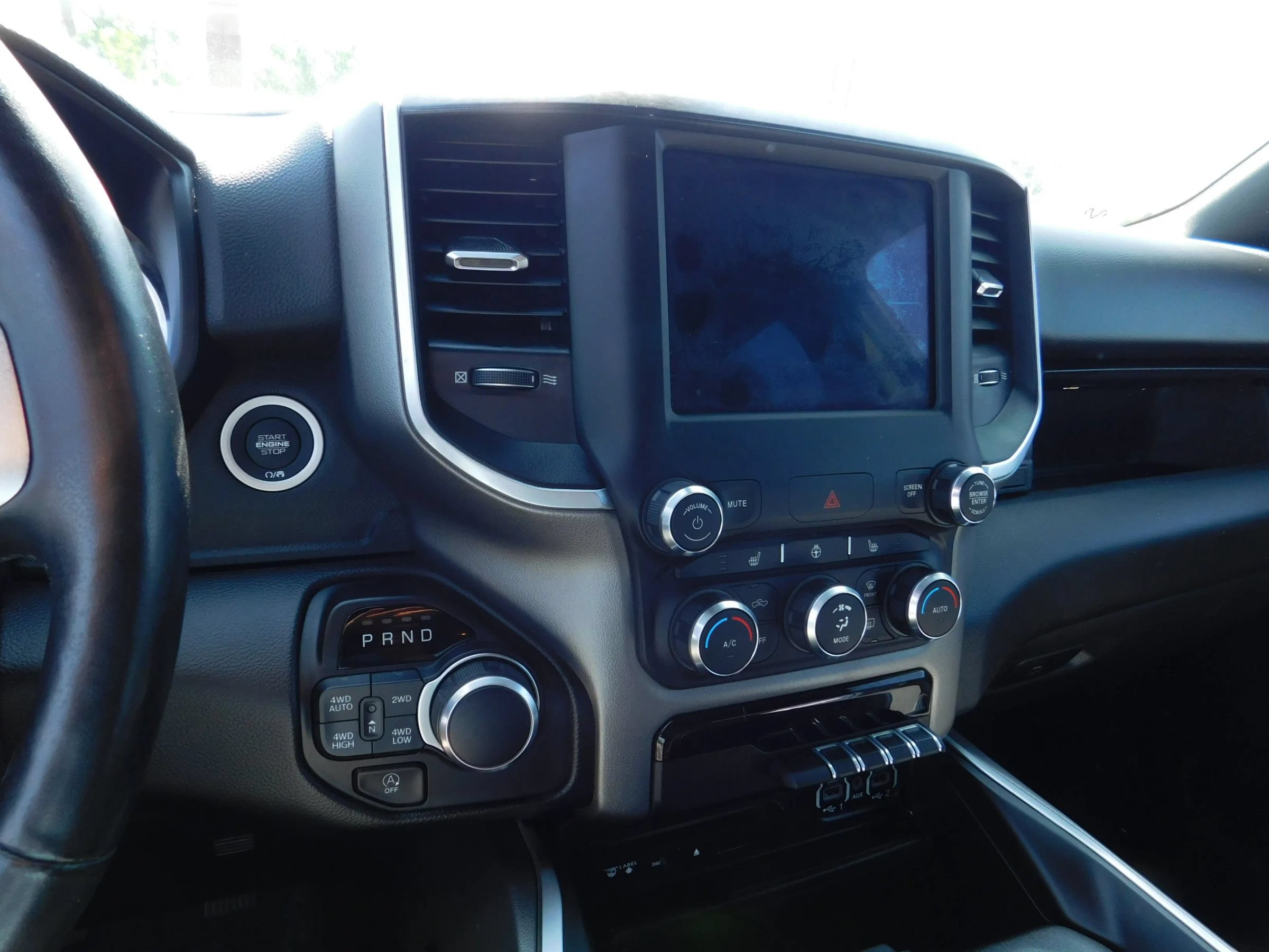 Used 2019 RAM 1500 Big Horn AWD/4WD image 18