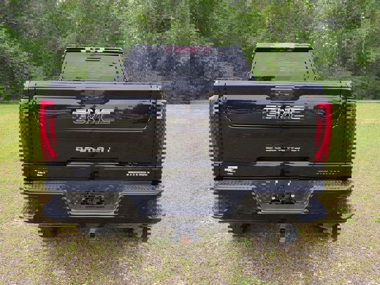 Certified 2024 GMC Sierra 2500 Denali Ultimate image 5