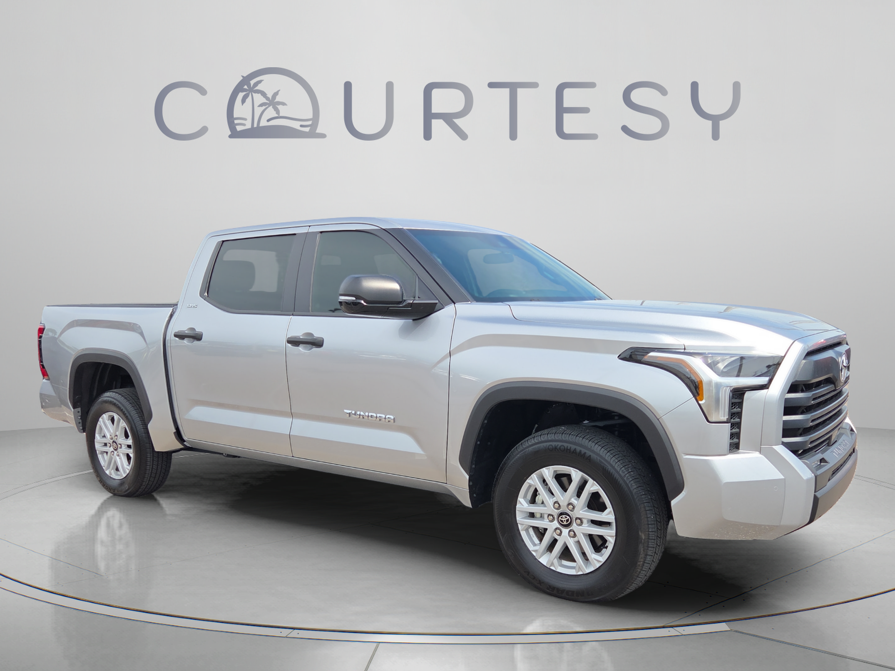Certified 2025 Toyota Tundra SR5 w/ SR5 Convenience Package AWD/4WD image 9