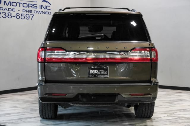 Used 2020 Lincoln Navigator Black Label w/ Cargo Convenience Package AWD/4WD image 13