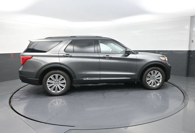 Used 2023 Ford Explorer Limited w/ Hybrid Equipment Group 310A AWD/4WD image 9