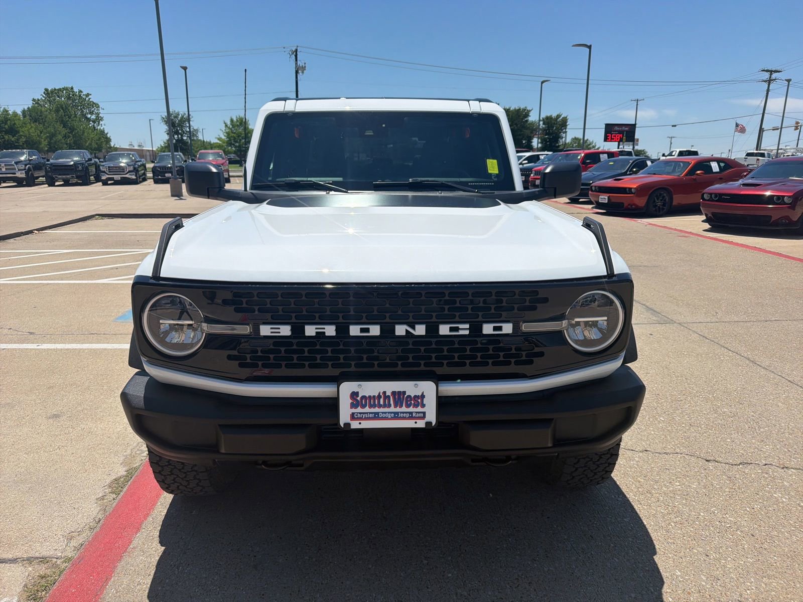 Used 2025 Ford Bronco Big Bend AWD/4WD image 2