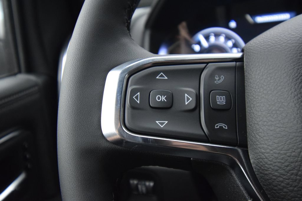 New 2026 RAM 2500 Laramie AWD/4WD image 32