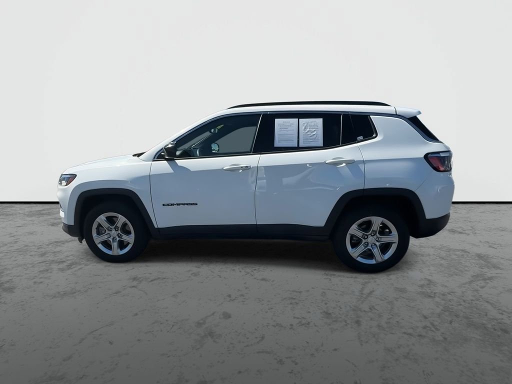 Used 2023 Jeep Compass Latitude image 5