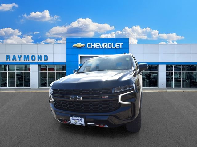 Certified 2023 Chevrolet Suburban Z71 w/ Z71 Off-Road Package AWD/4WD image 8