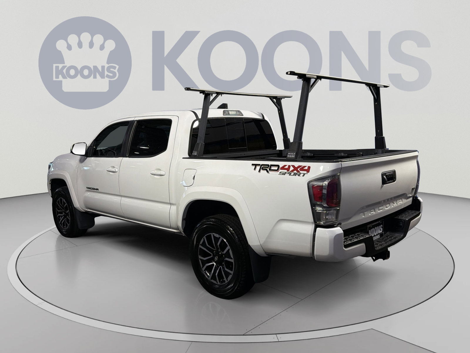 Used 2020 Toyota Tacoma TRD Sport AWD/4WD image 4