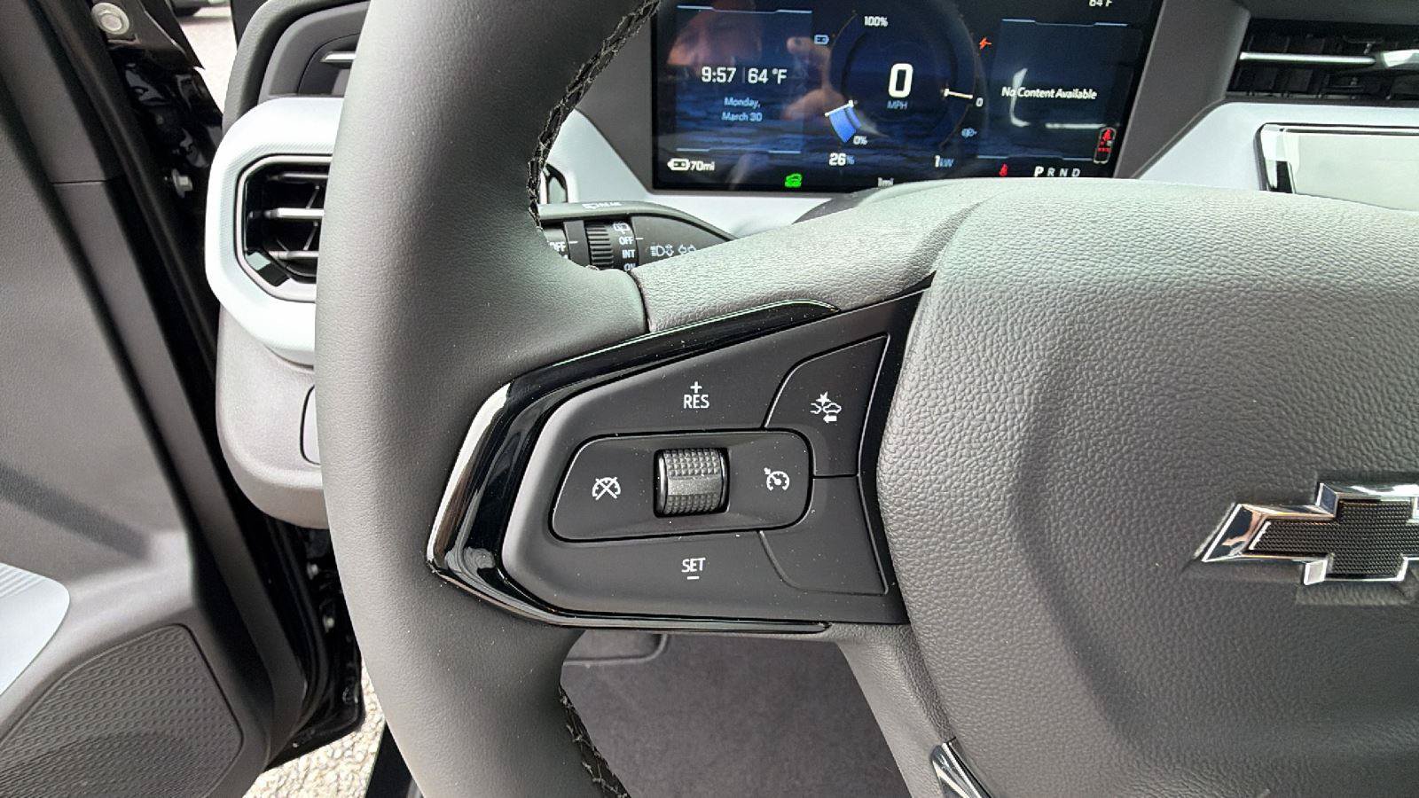 New 2027 Chevrolet Bolt LT w/ Comfort Package FWD image 20