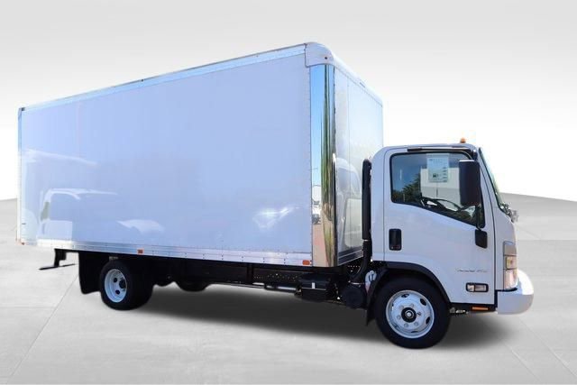 New 2024 Chevrolet Low Cab Forward image 15