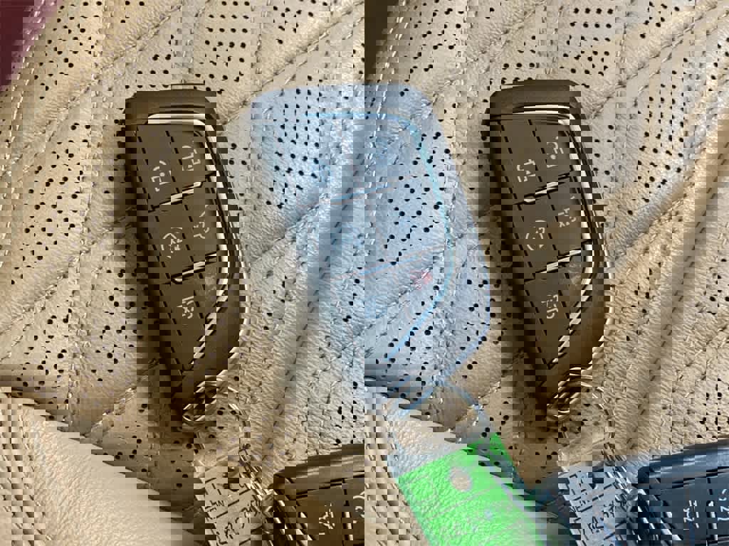 Certified 2024 Cadillac Escalade Sport image 27