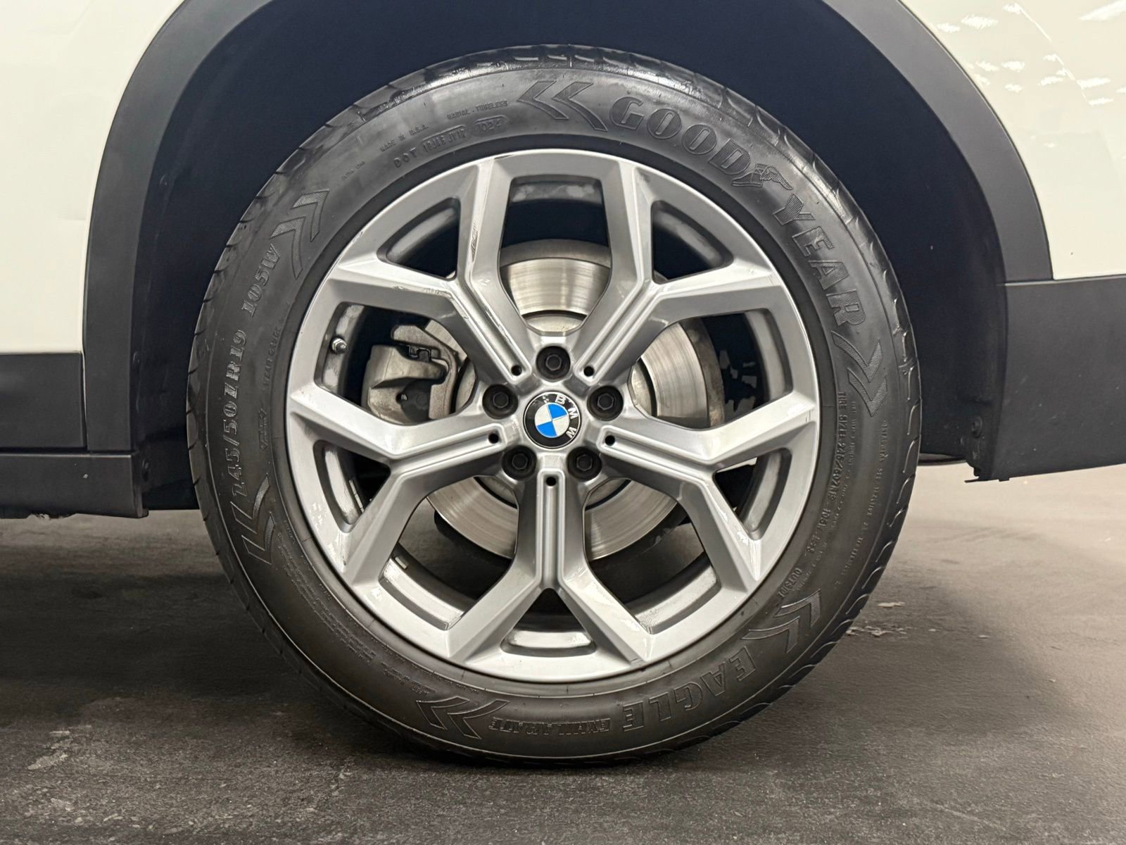 Used 2023 BMW X4 xDrive30i w/ Convenience Package image 16