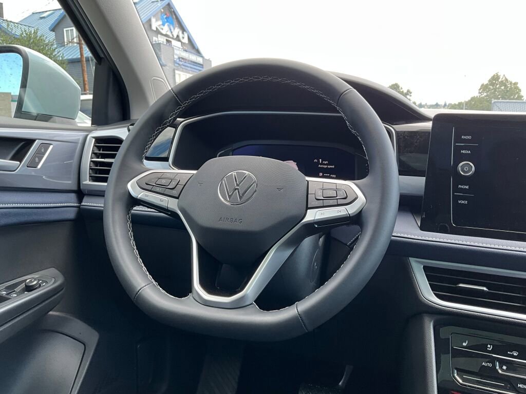 New 2025 Volkswagen Taos SEL image 19