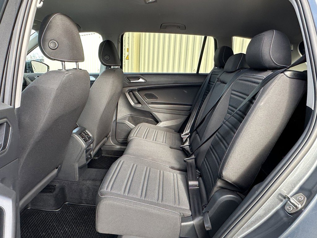 Used 2022 Volkswagen Tiguan S image 10