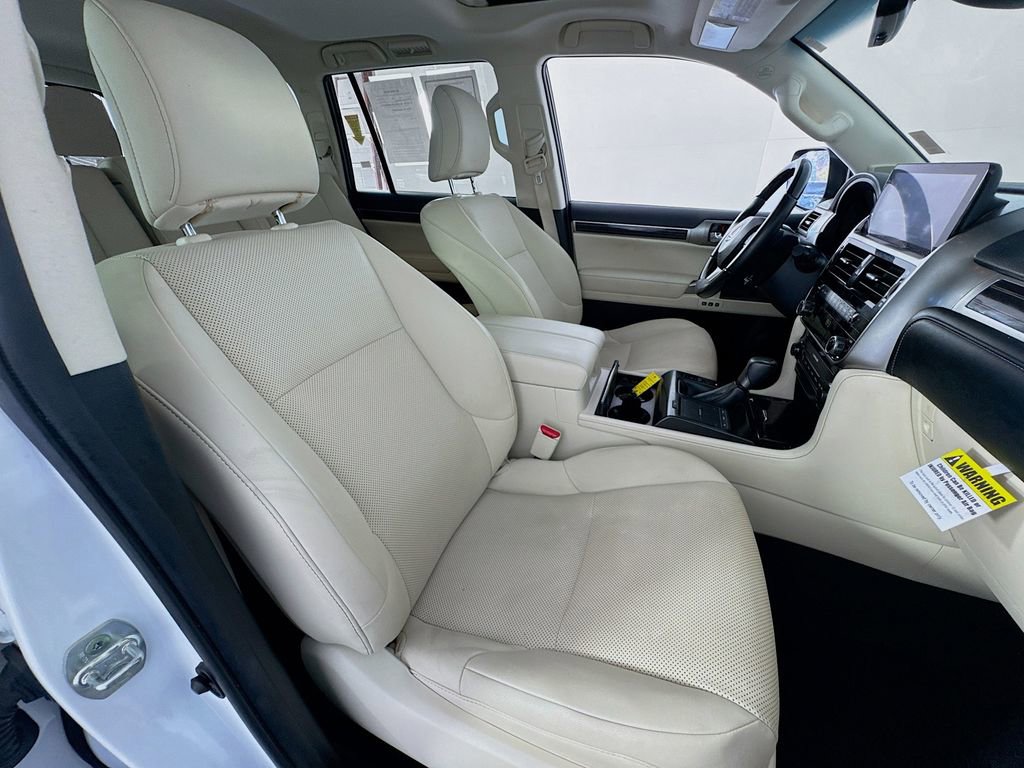 Used 2023 Lexus GX 460 Premium image 30