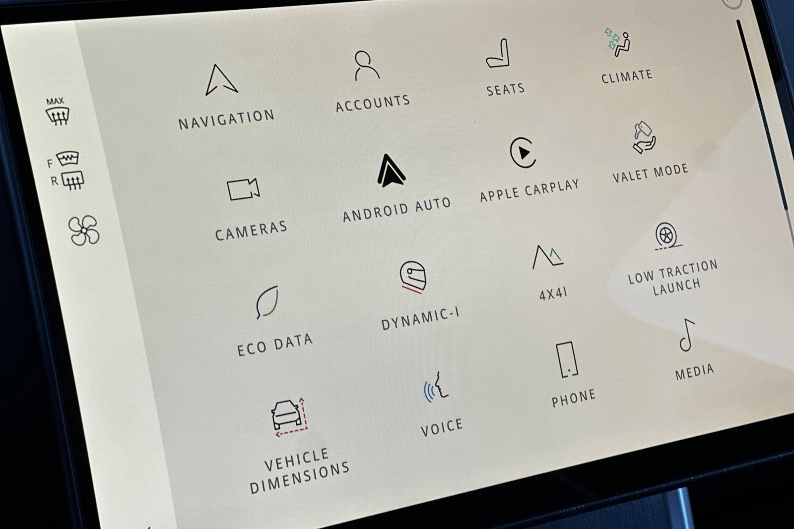 New 2026 Land Rover Range Rover Long Wheelbase Autobiography image 20