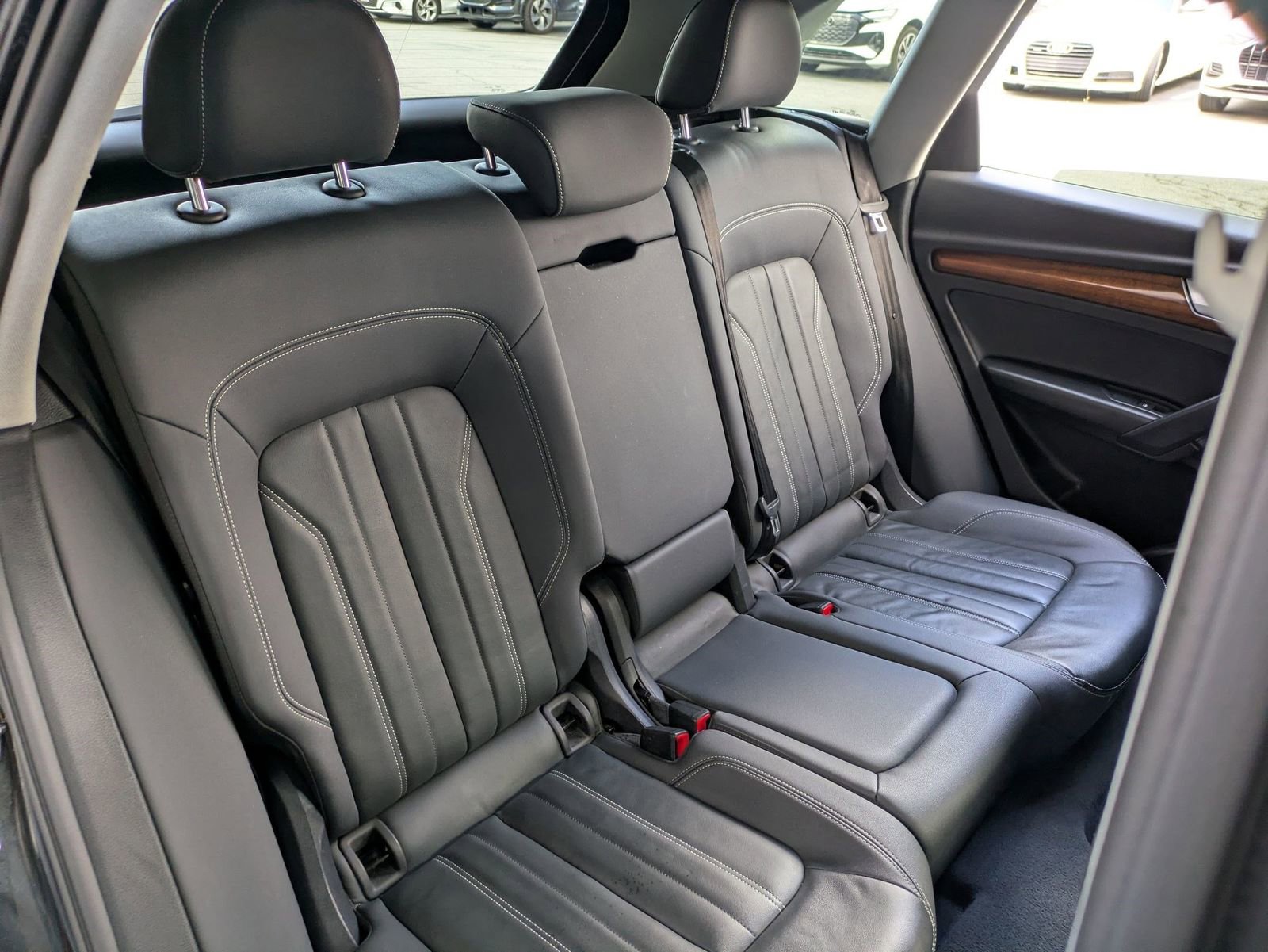 Used 2023 Audi Q5 2.0T Premium w/ Convenience Package image 29