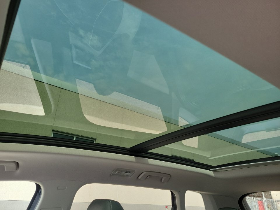 New 2026 Volkswagen Taos SE AWD/4WD image 21