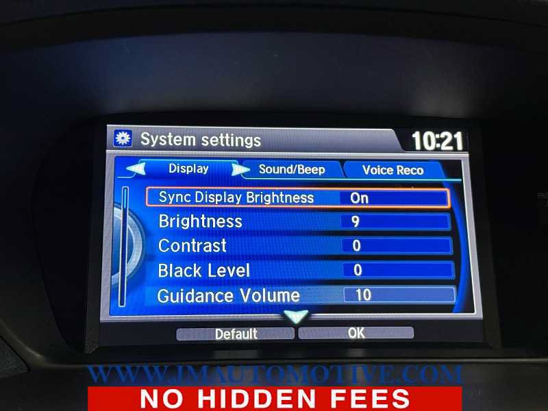Used 2017 Acura TLX w/ Technology Package FWD image 30