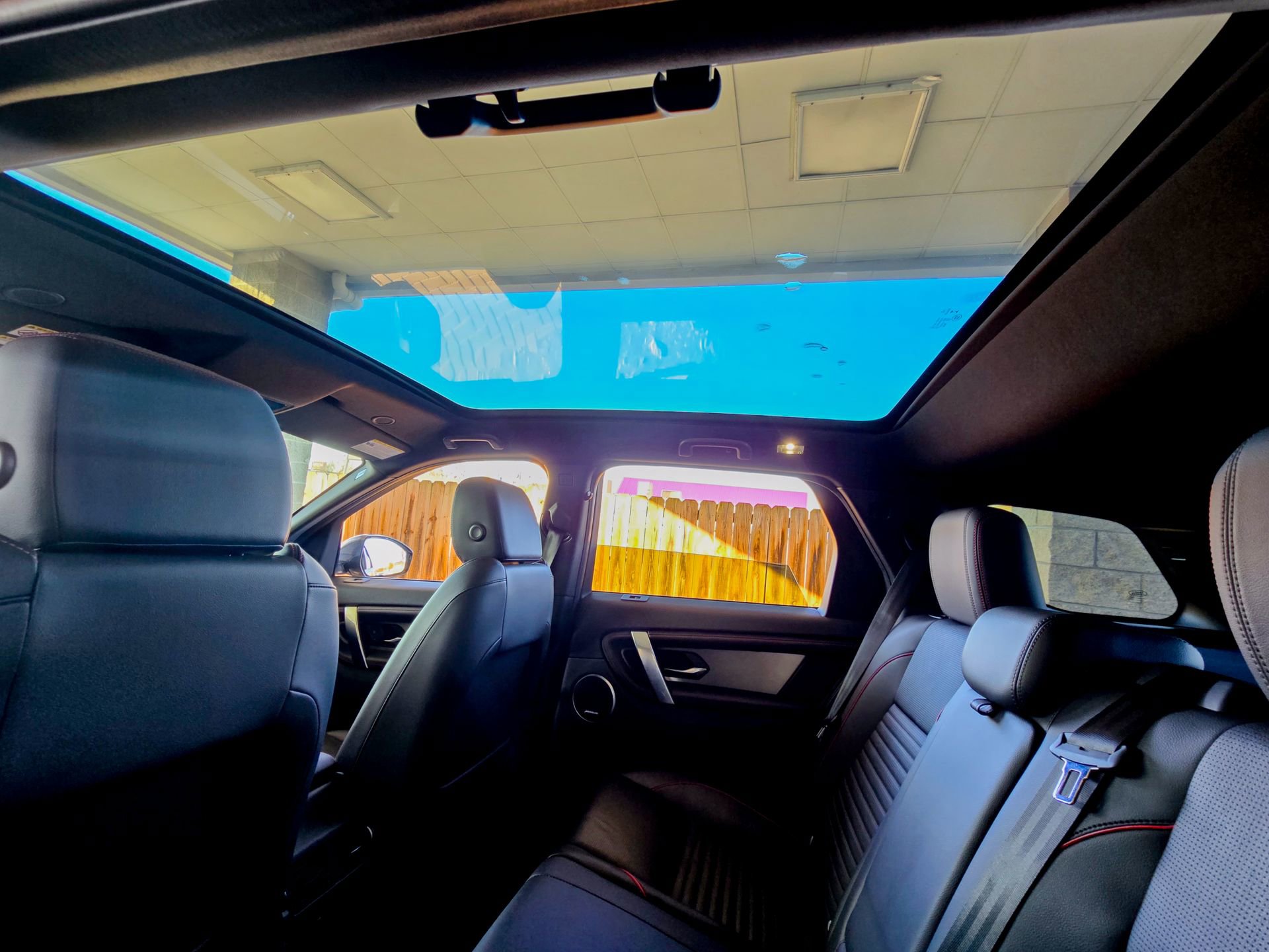 Used 2023 Land Rover Discovery Sport S R-Dynamic image 16