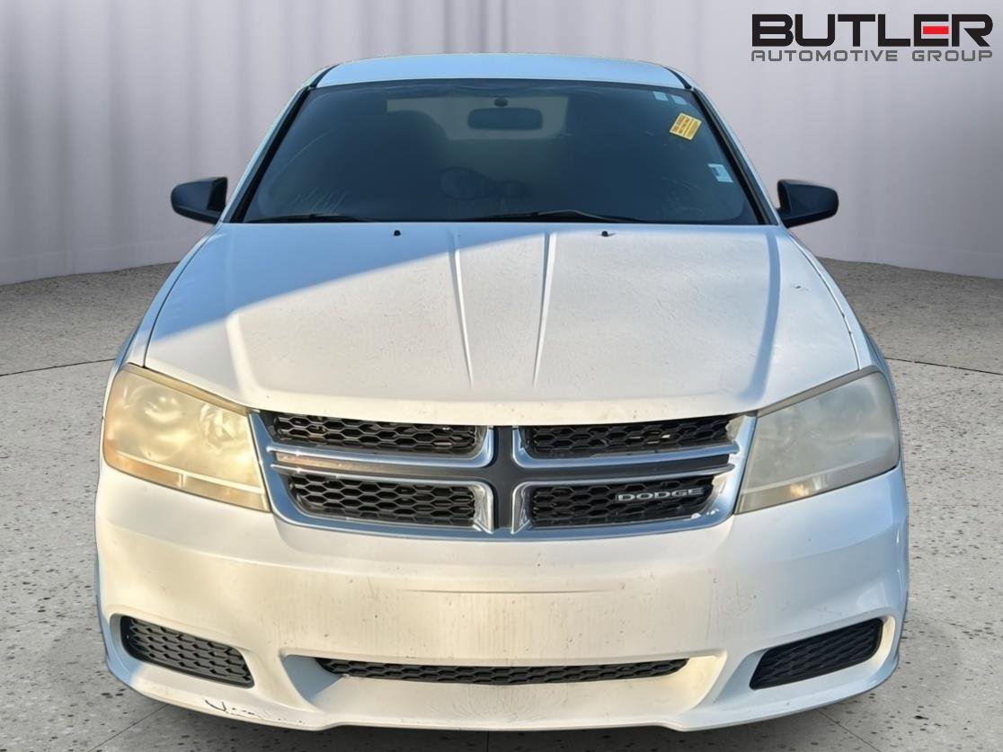 Used 2012 Dodge Avenger SE image 3