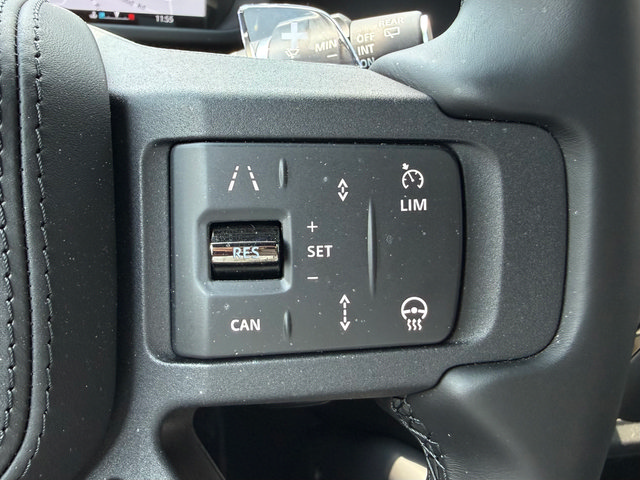 Certified 2026 Land Rover Defender 110 OCTA AWD/4WD image 29
