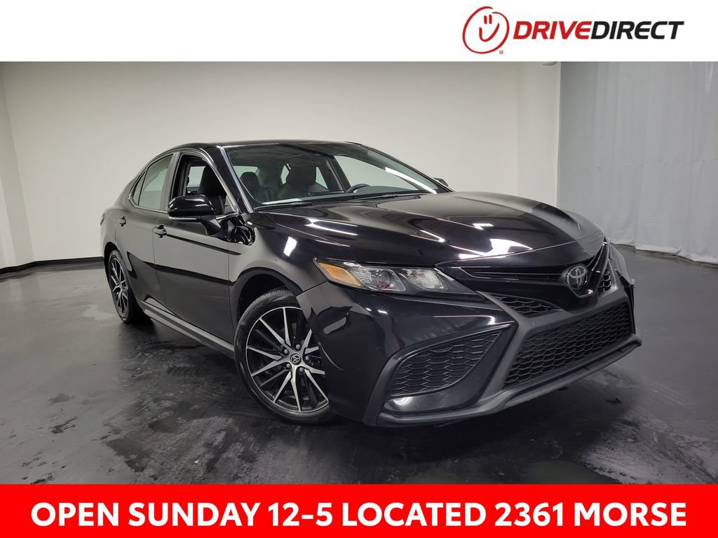Used 2023 Toyota Camry SE w/ Convenience Package