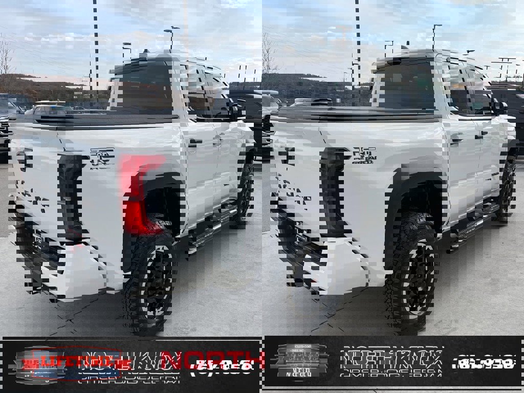Used 2024 Toyota Tacoma TRD Off-Road image 20