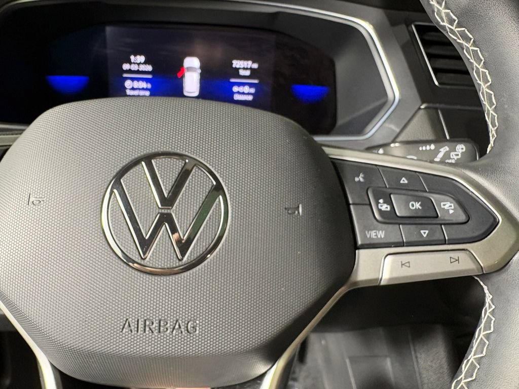 Used 2022 Volkswagen Tiguan SE w/ Panoramic Sunroof Package AWD/4WD image 23