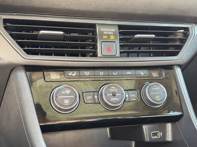 Certified 2020 Volkswagen Jetta SEL FWD image 19