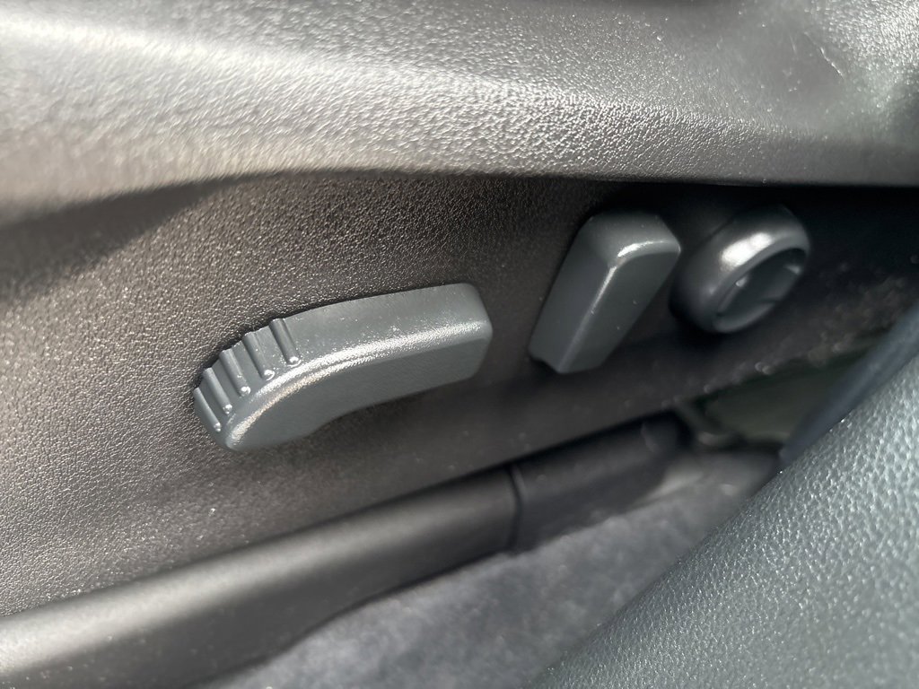 Used 2022 Subaru Ascent Limited w/ Technology Package image 22