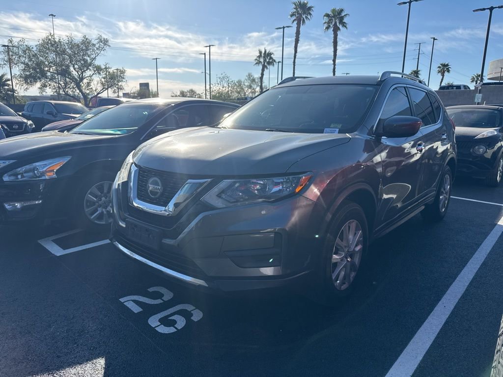 Used 2018 Nissan Rogue SV image 1