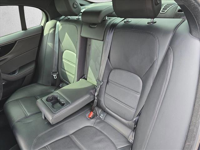 Used 2020 Jaguar XE S image 13