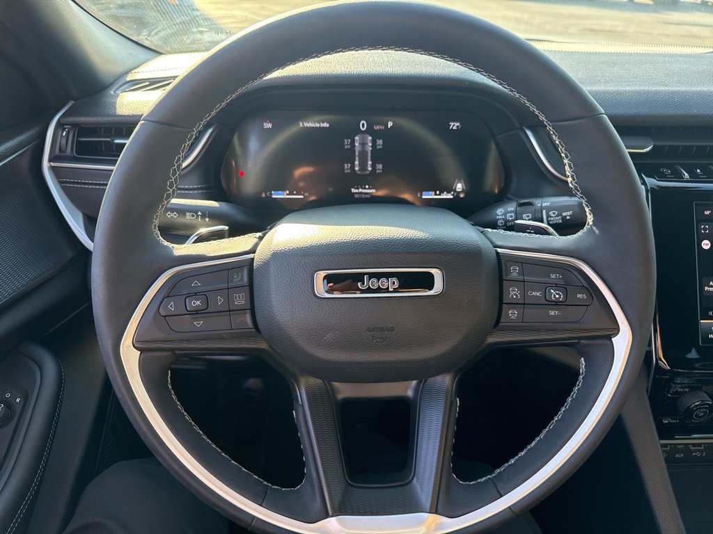 Certified 2024 Jeep Grand Cherokee Laredo X w/ Luxury Tech Group I image 19