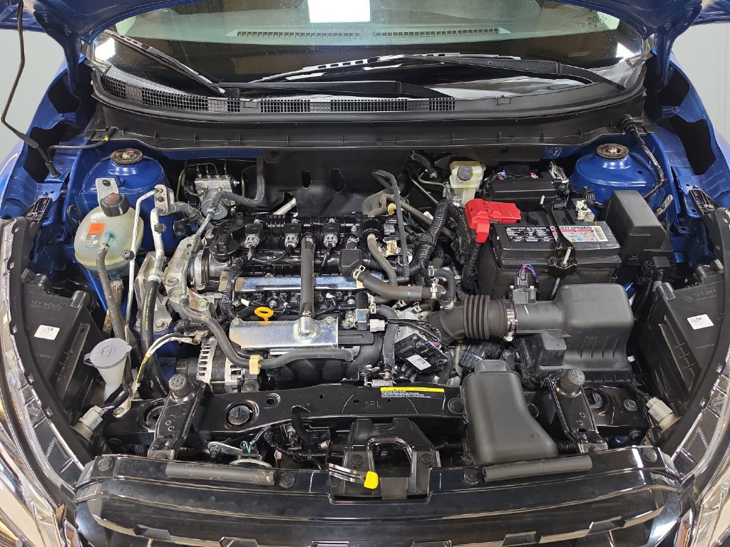 Used 2022 Nissan Kicks S w/ Interior Electronics Package FWD image 9