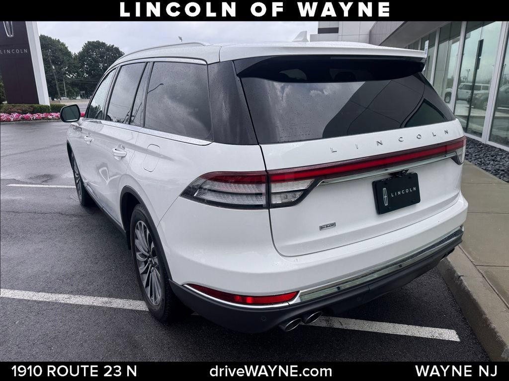 Certified 2020 Lincoln Aviator Reserve w/ Elements Package Plus AWD/4WD image 4