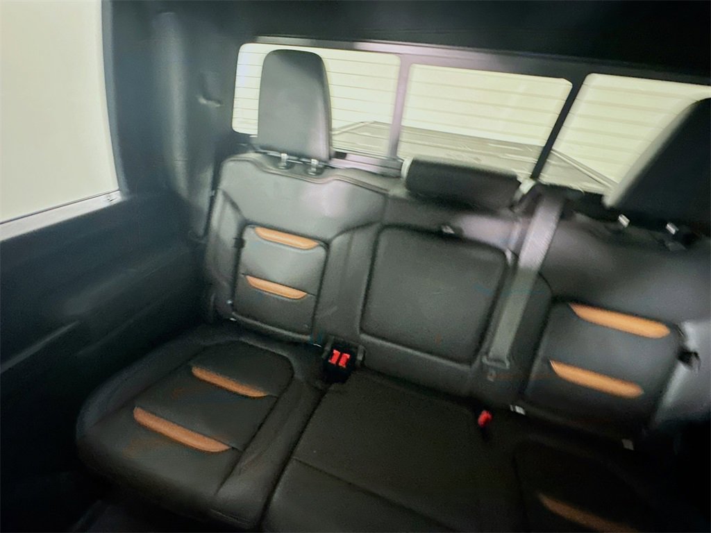 Used 2021 GMC Sierra 2500 AT4 w/ AT4 Premium Plus Package image 12