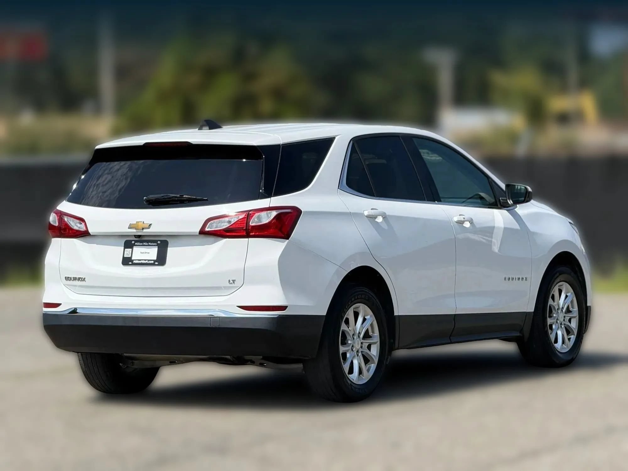 Used 2020 Chevrolet Equinox LT FWD image 9