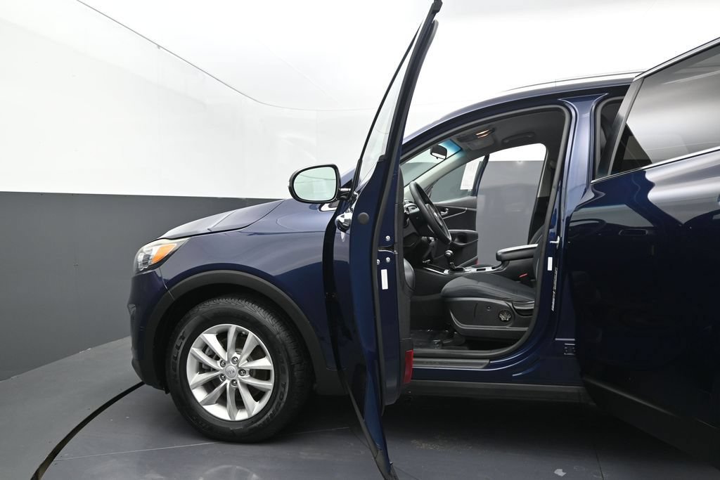 Used 2016 Kia Sorento FWD image 13